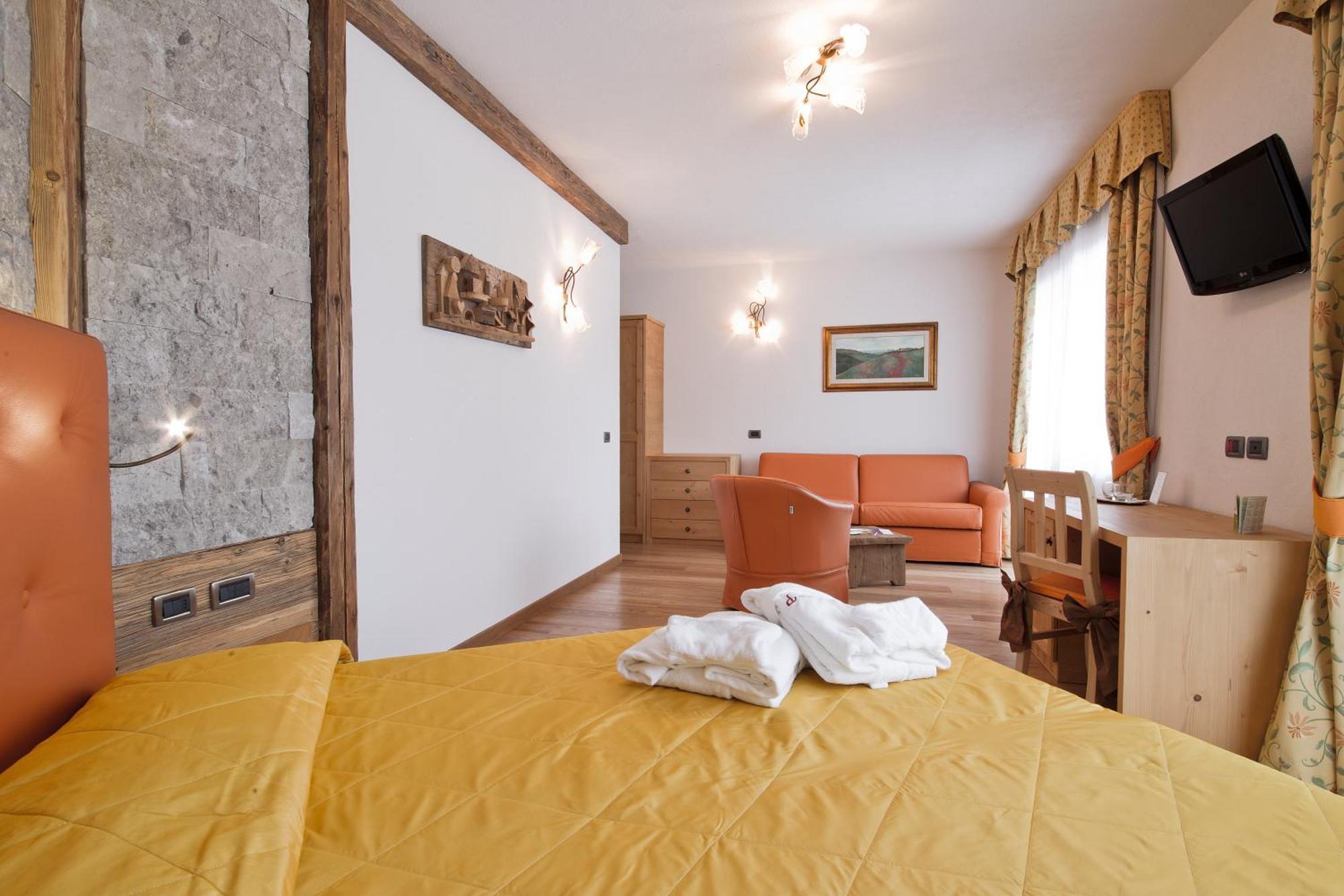 Alpenhotel Panorama Campitello di Fassa Eksteriør billede