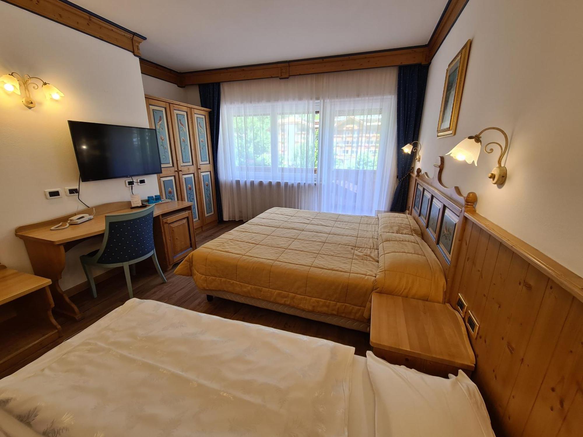 Alpenhotel Panorama Campitello di Fassa Eksteriør billede